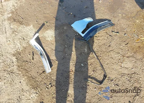 2016 Chevrolet Silverado 1500 1Lt из США, поврежденный, VIN 3GCPCRECXGG133674